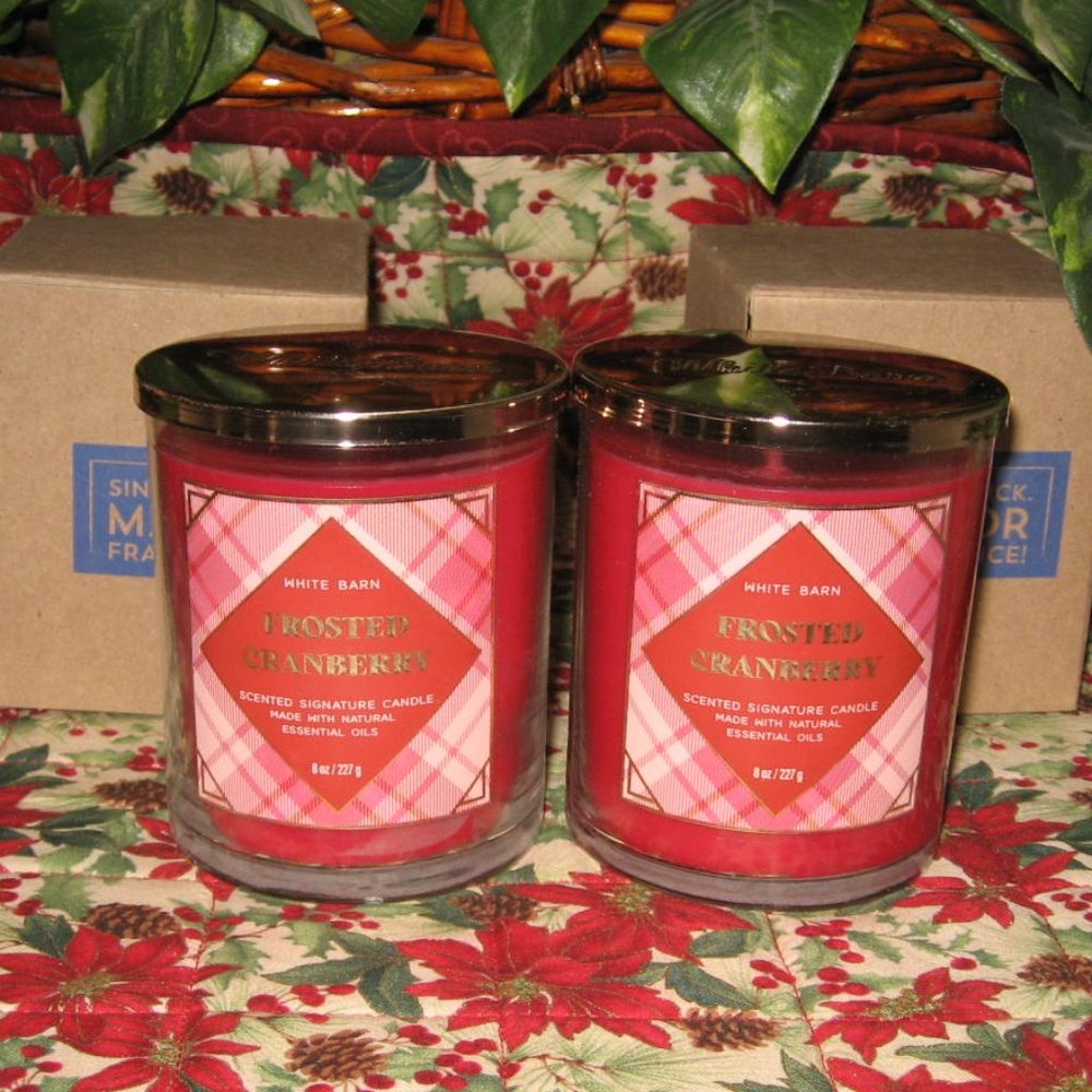 BBW Frosted Cranberry Scented Signature Candle Lot of 2